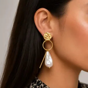 Elegant Pearl Dangle