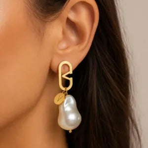 Pearl Drop Earring