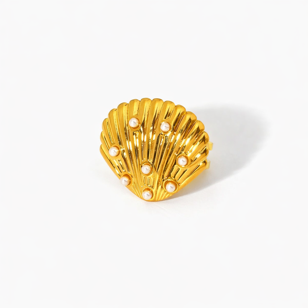 Golden Shell Pearl Ring