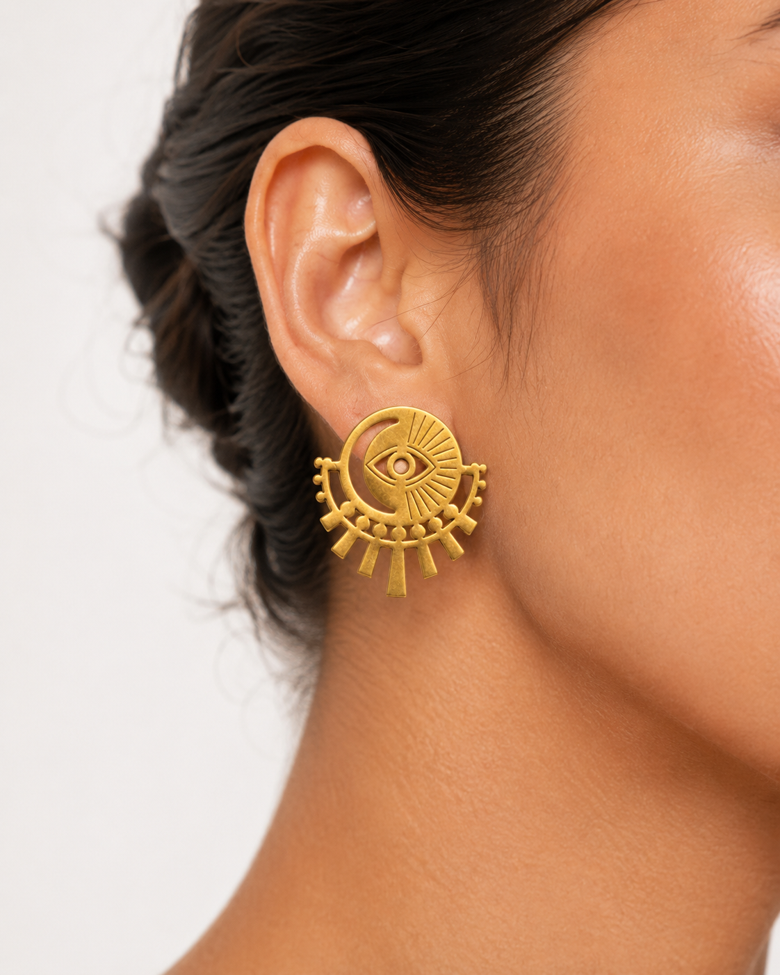Earring Golden Eye