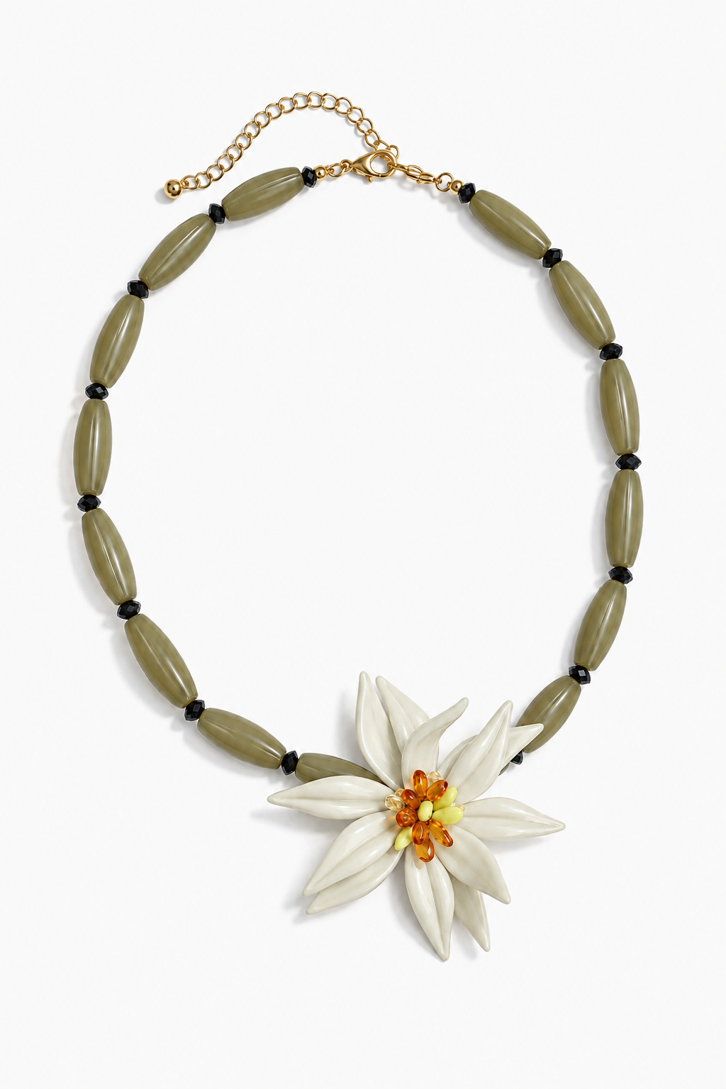 Ivory Bloom Necklace