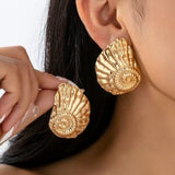 Shiny Shell Earring