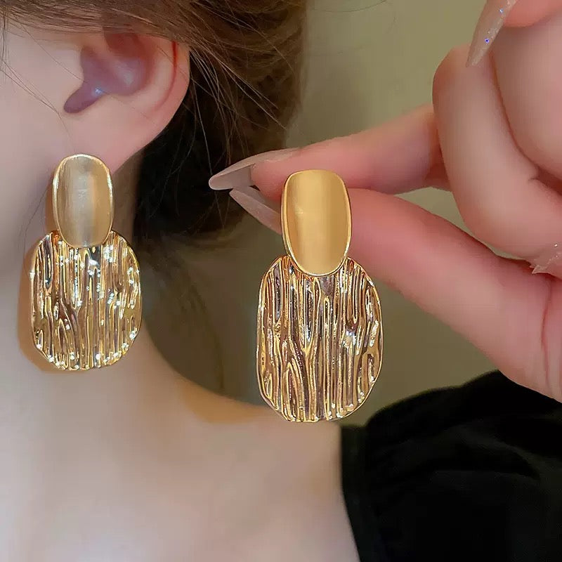 Ripple Gold Earrings