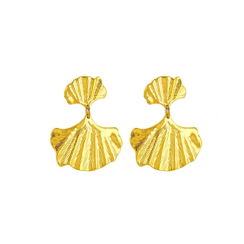 Golden Shell Earrings