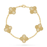VN Gold bracelet